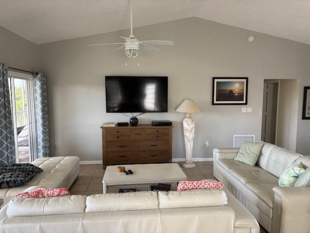 1 Avenue F, Marathon, FL 33050 Photo