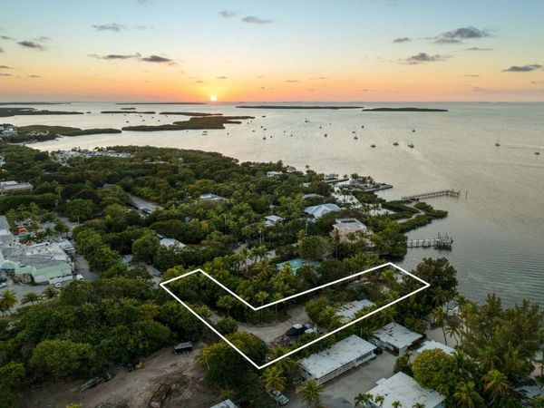 150 List Street, ISLAMORADA, FL 33036