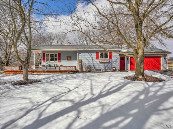 681 Perry Road , Strykersville, NY 14145