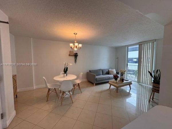 104 SW 9th St , Unit 1403, Miami, FL 33130