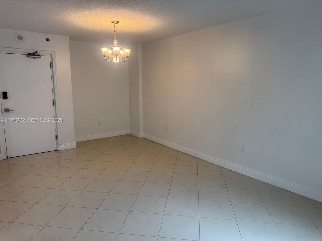 104 SW 9th St, Unit 1403, Miami, FL 33130 Photo