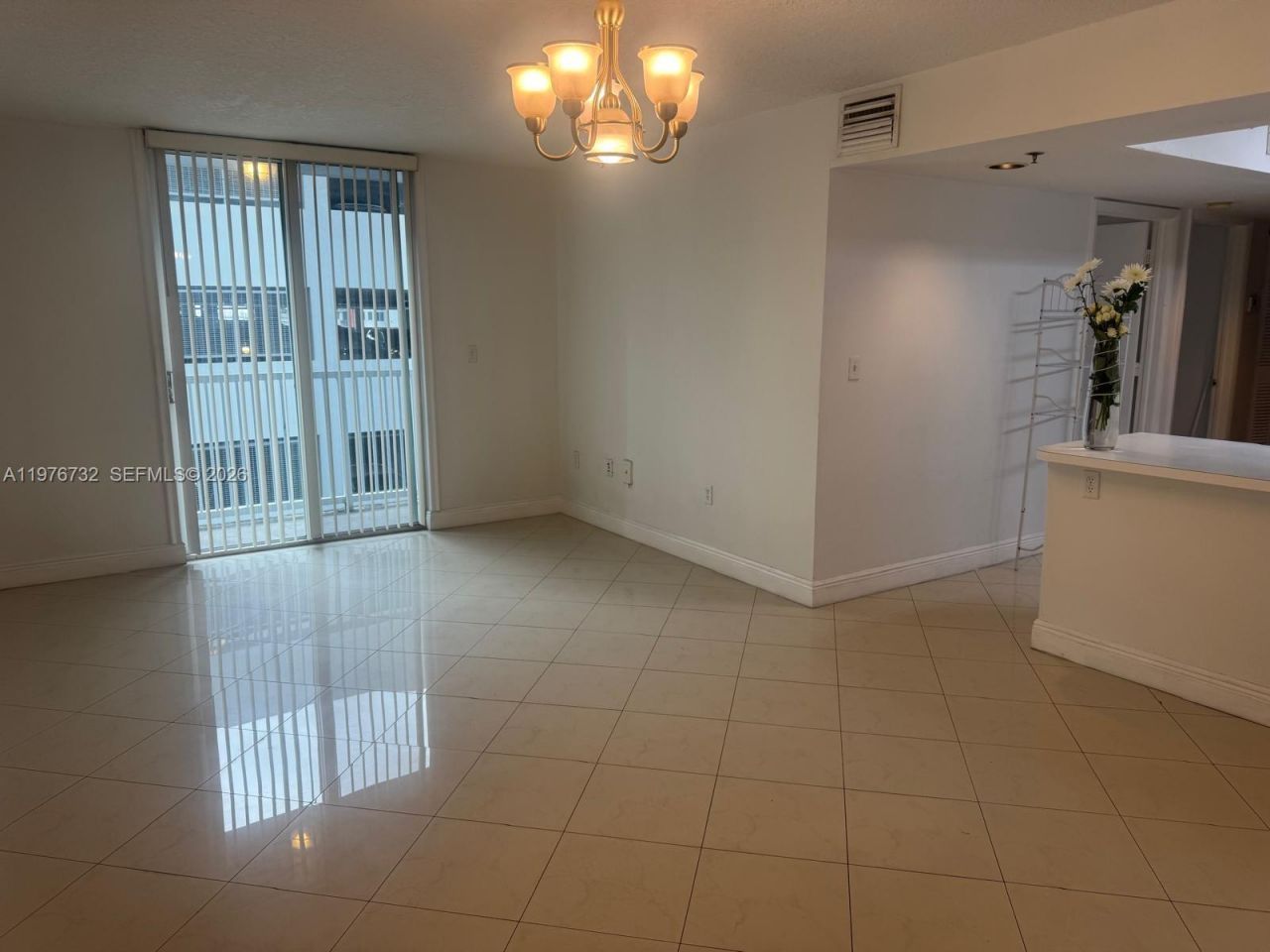 104 SW 9th St, Unit 1403, Miami, FL 33130 Photo