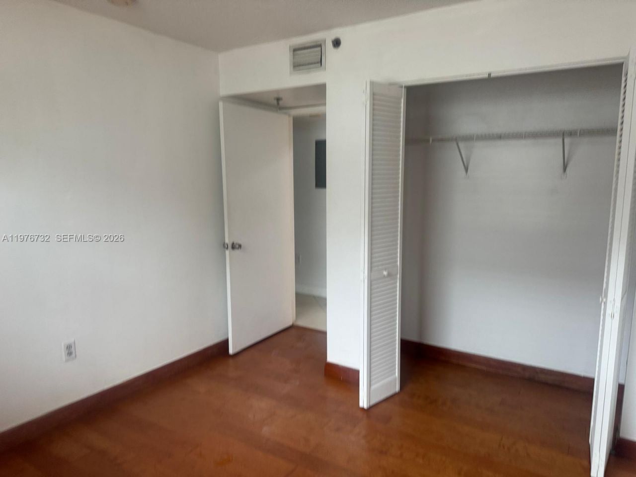 104 SW 9th St, Unit 1403, Miami, FL 33130 Photo