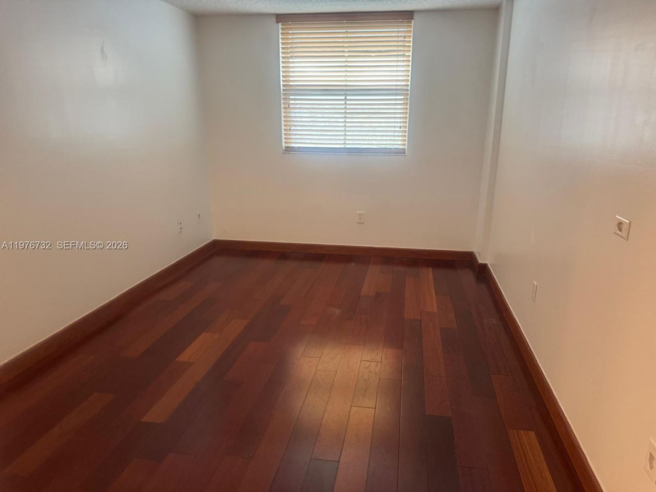 104 SW 9th St, Unit 1403, Miami, FL 33130 Photo