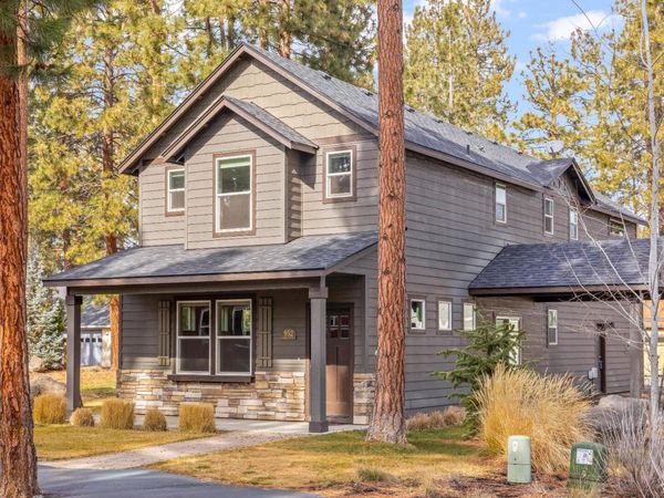 952 E Timber Pine Drive, Sisters, OR 97759