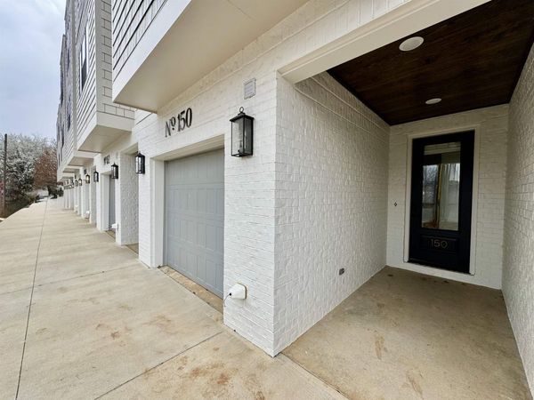 150 Poplar St, Florence, AL