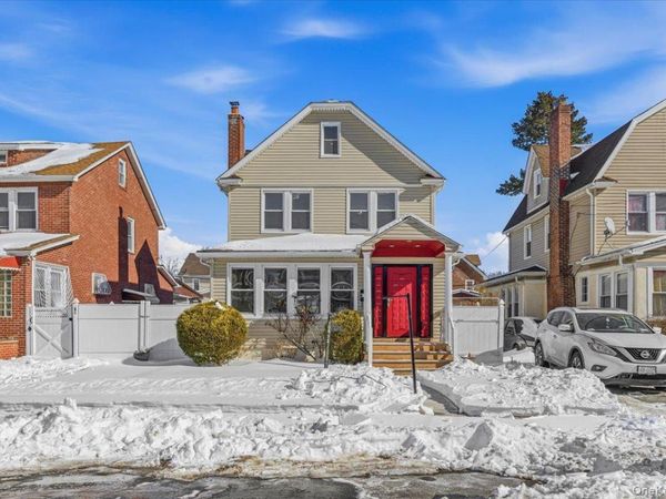 10973 200th Street , Saint Albans, NY 11412