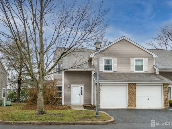 63 Renaissance Lane, New Brunswick, NJ 08901