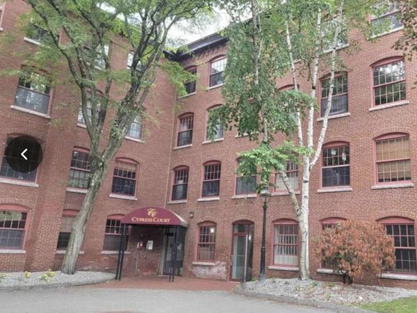 335 Cypress Street, Unit 4J, Manchester, NH 03103