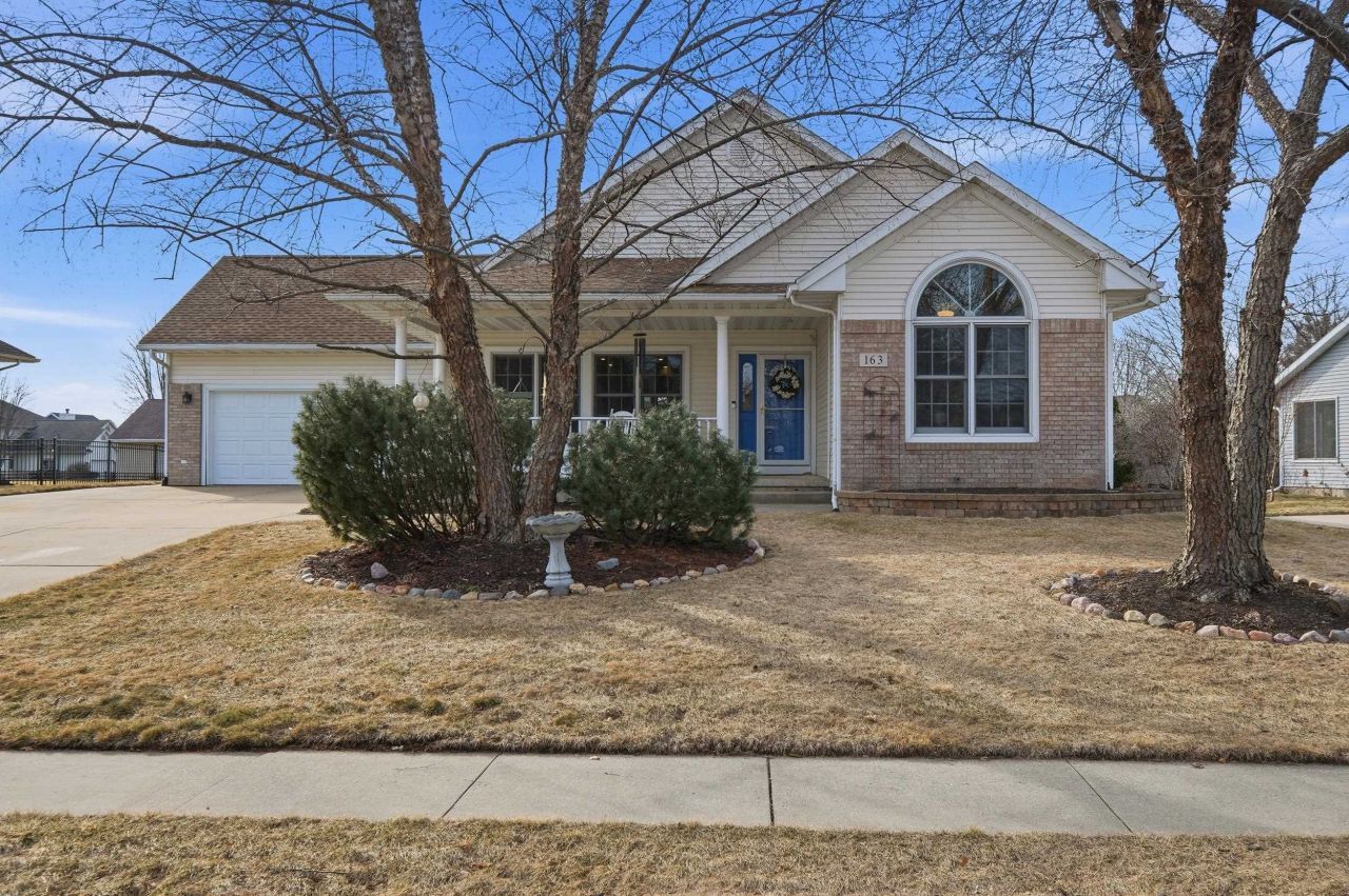 163 Fox Run, Sauk City, WI 53583 Main Photo