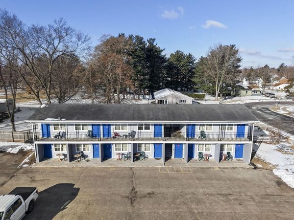 1133 E Main Street, Reedsburg, WI 53959