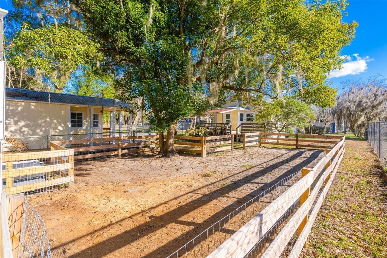 130 W Pennsylvania, Lake Helen, FL 32744 Photo