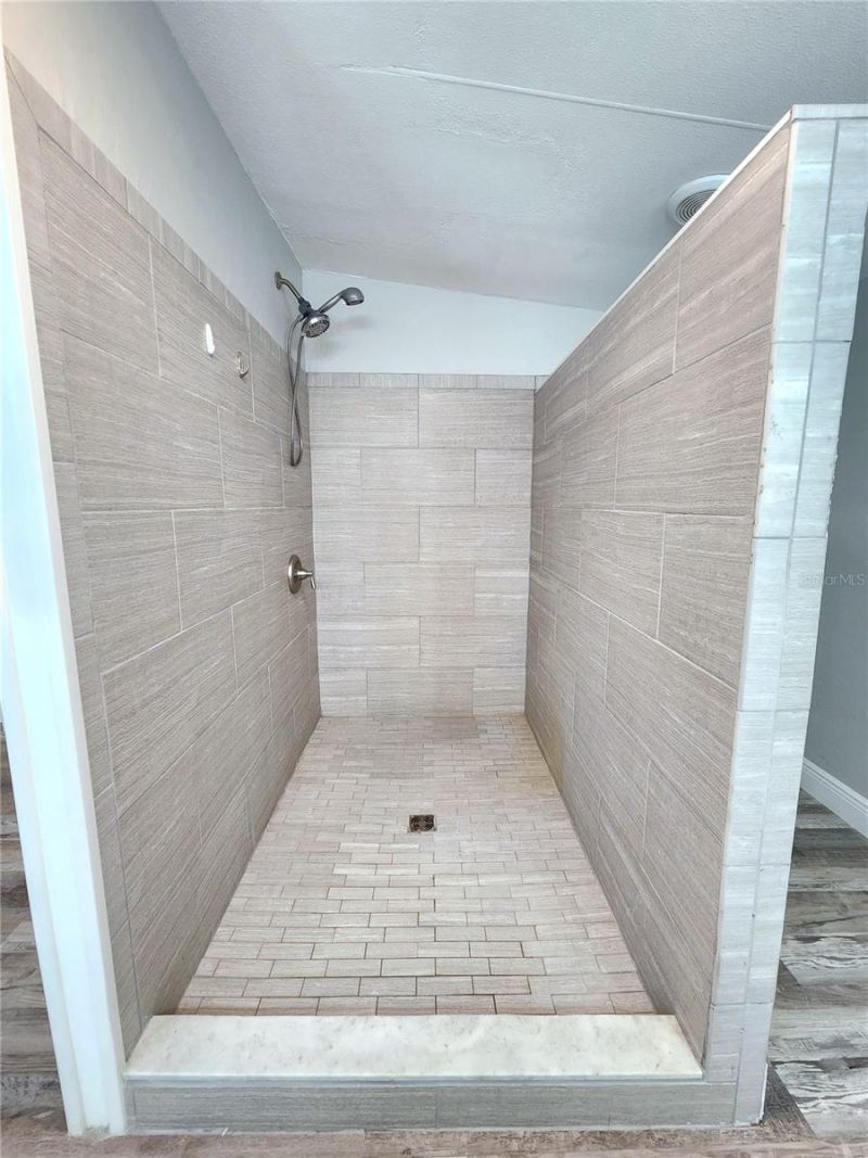 10915 NE 222nd Street , Fort Mc Coy, FL 32134 Photo