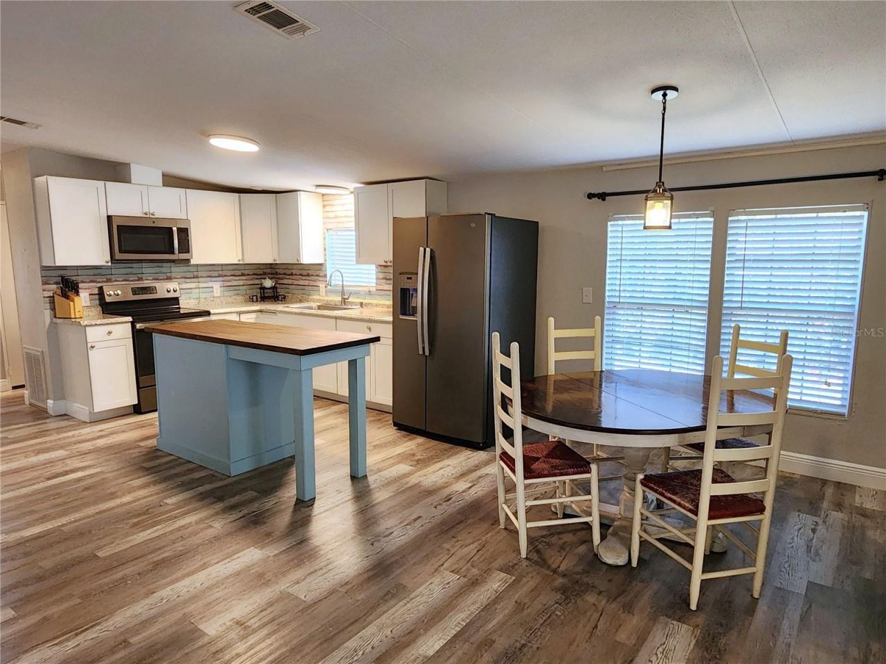 10915 NE 222nd Street , Fort Mc Coy, FL 32134 Photo