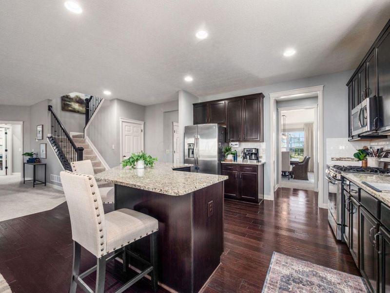 166 Split Log , Delaware, OH 43015 Photo 13