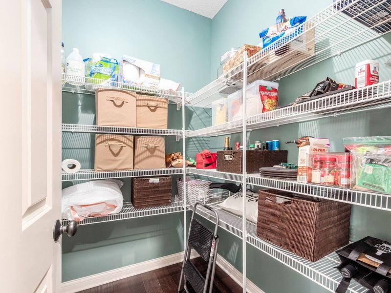 166 Split Log , Delaware, OH 43015 Photo 19