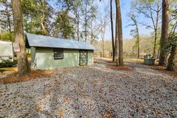 78 Badger Lane photo 4