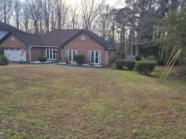 2127 Amherst Trail SE, Conyers, GA 30094