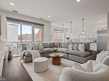 410 S FRONT STREET, Unit 209, PHILADELPHIA, PA 19147