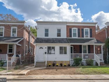 145 SUMMIT TERRACE, BRYN MAWR, PA 19010