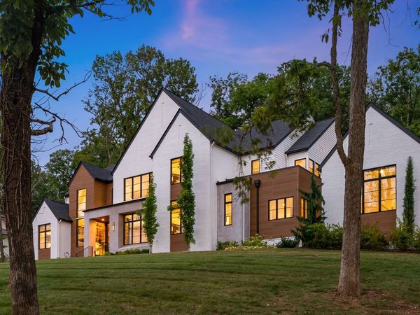 4600 Shys Hill Rd, Nashville, TN 37215