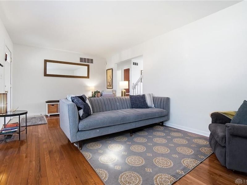 448 Triangle Avenue, Oakwood, OH 45419 Photo 11