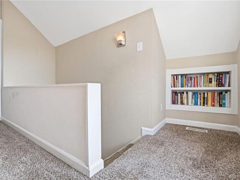 448 Triangle Avenue, Oakwood, OH 45419 Photo 34