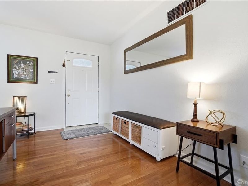 448 Triangle Avenue, Oakwood, OH 45419 Photo 5