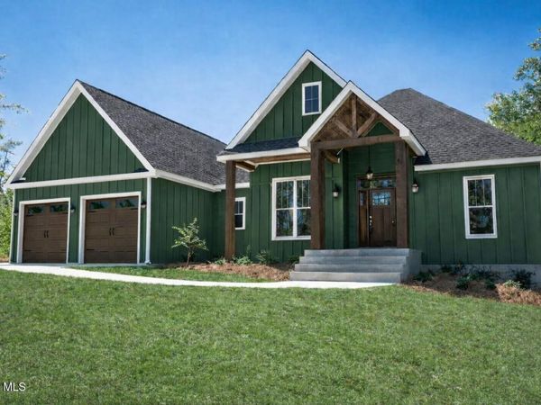 20 Hidden Pond Way, Gansevoort, NY 12831