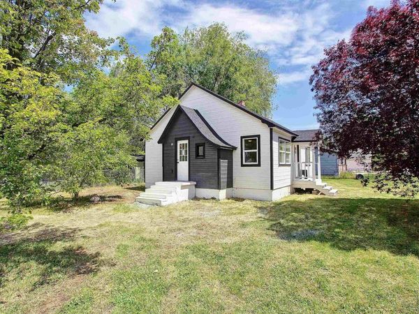 324 Nectarine, Nampa, ID 83686