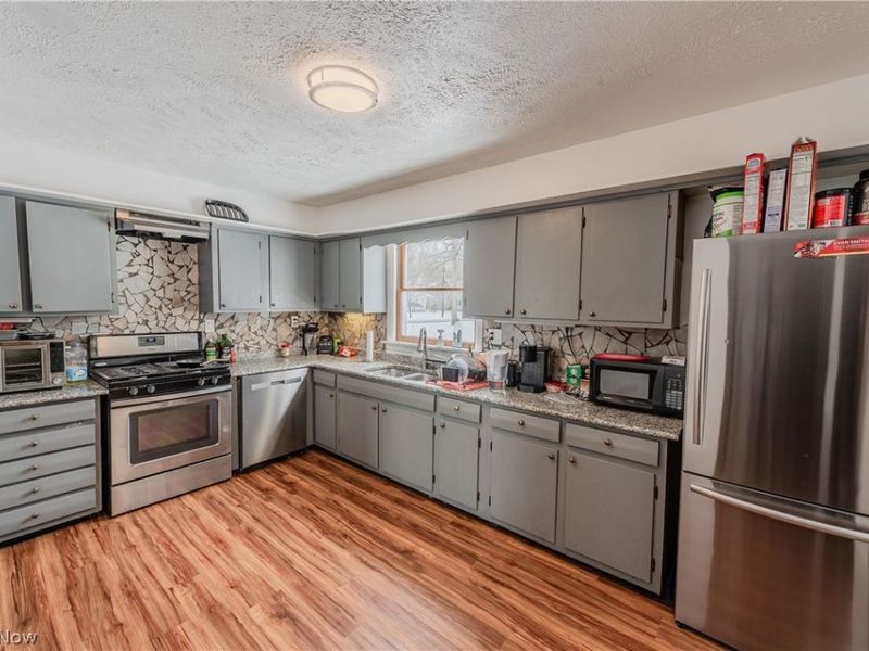 258 N Pleasant Street, Oberlin, OH 44074 Photo 12