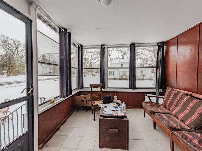 258 N Pleasant Street, Oberlin, OH 44074 Photo 3