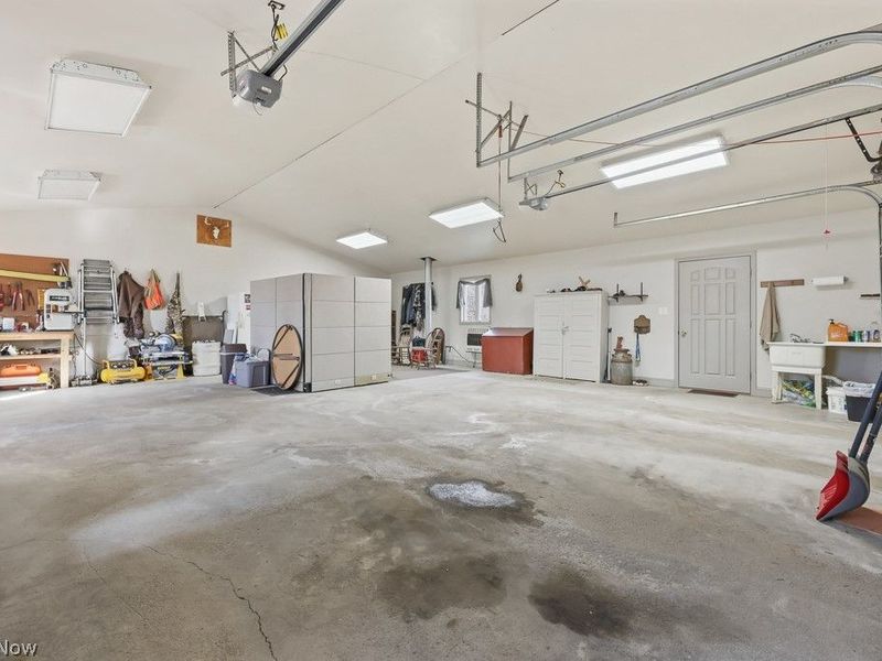 6122 Frederick Avenue NE, Alliance, OH 44601 Photo 34