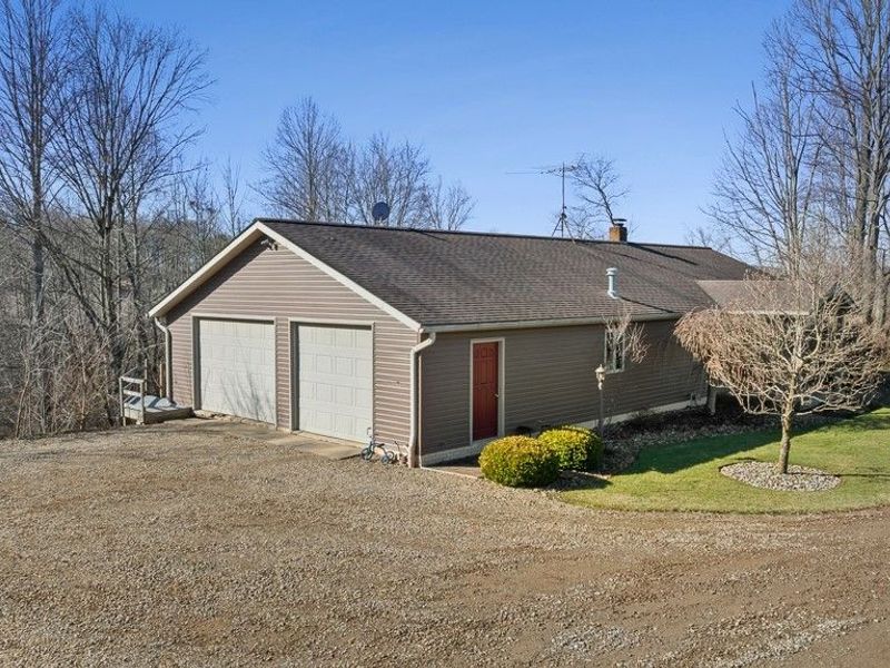 6122 Frederick Avenue NE, Alliance, OH 44601 Photo 48