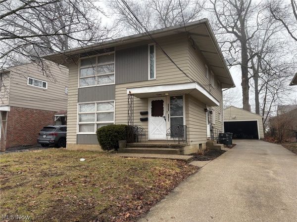 1771 Tanglewood Drive , Akron, OH 44313