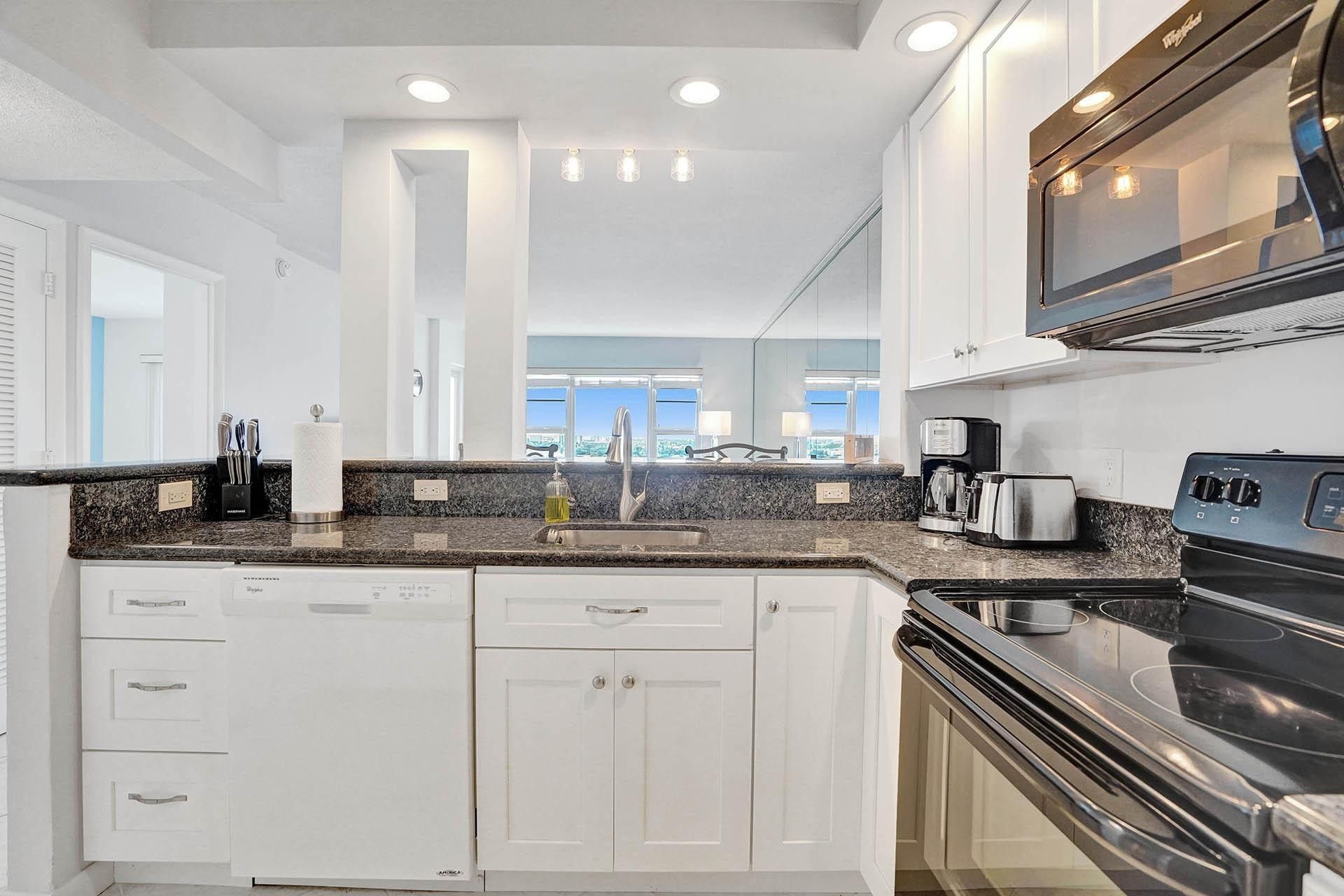 6000 N Ocean Boulevard, Unit 11E, Lauderdale by the Sea, FL 33308 Photo