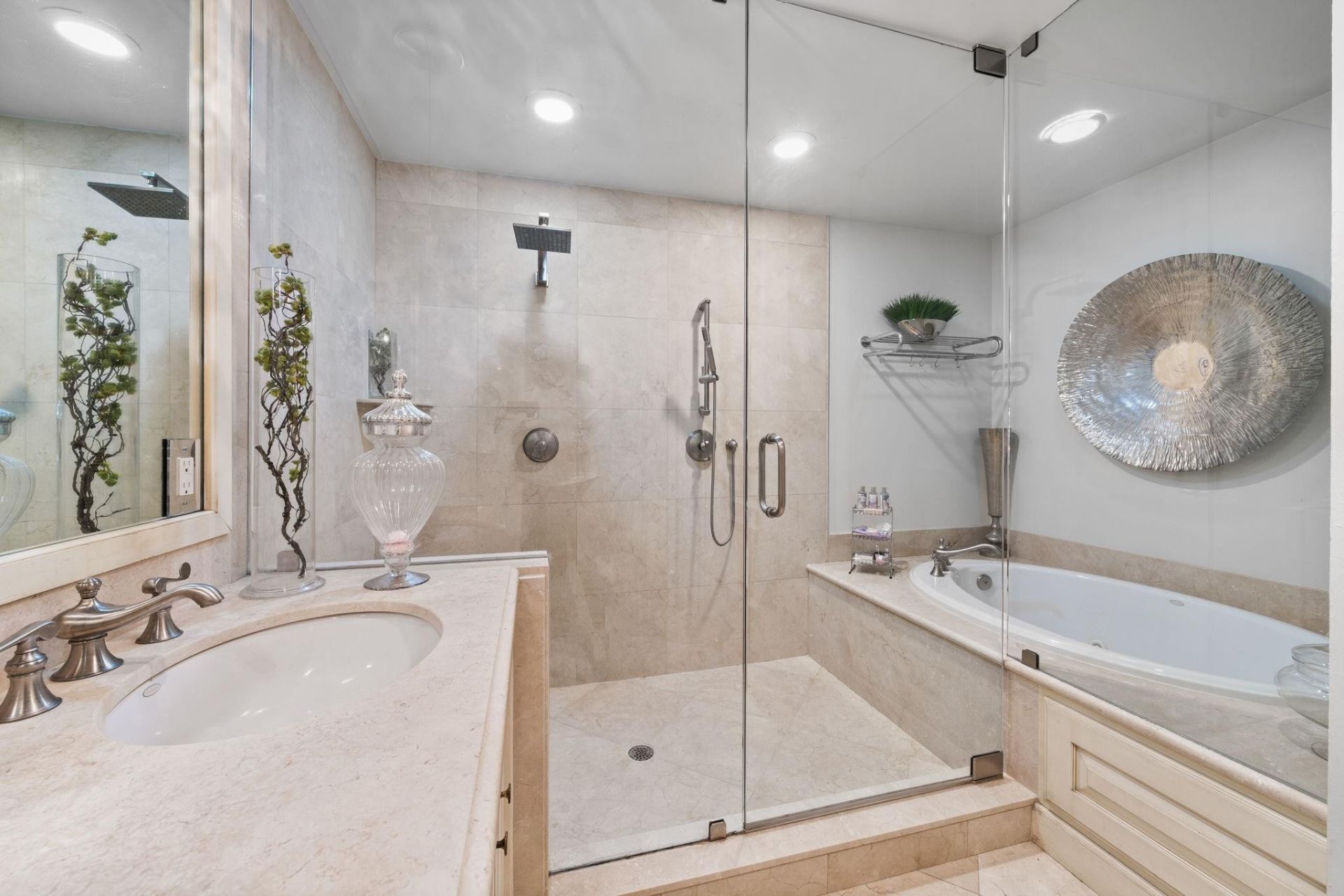 645 NE 17th Way, Unit 645, Fort Lauderdale, FL 33304 Photo