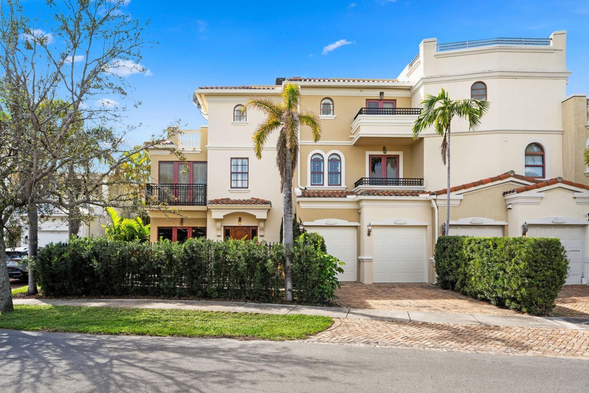 645 NE 17th Way, Unit 645, Fort Lauderdale, FL 33304 Photo