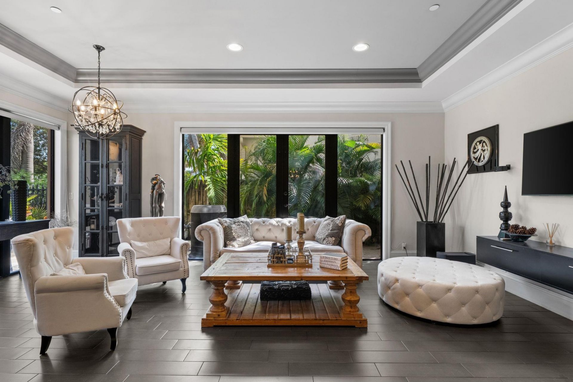 645 NE 17th Way, Unit 645, Fort Lauderdale, FL 33304 Photo