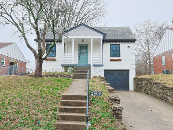 3906 Standish Avenue, Cincinnati, OH 45213