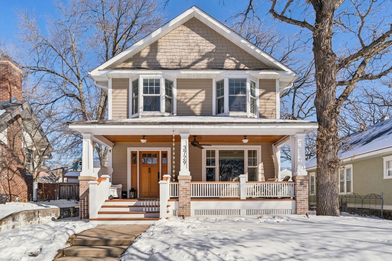 3729 Dupont Avenue S, Minneapolis, MN 55409 Main Photo