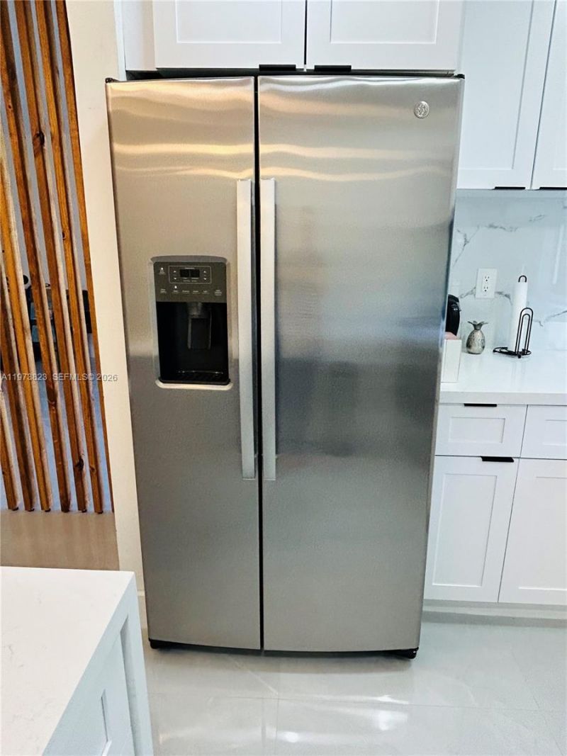 17021 N Bay Rd, Unit 427, Sunny Isles Beach, FL 33160 Photo
