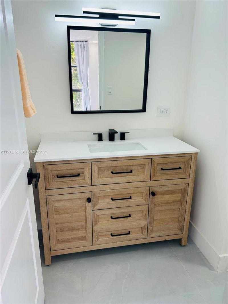 17021 N Bay Rd, Unit 427, Sunny Isles Beach, FL 33160 Photo