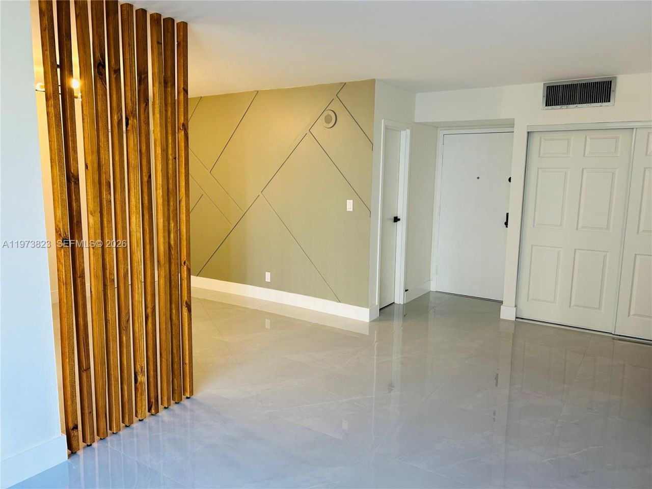 17021 N Bay Rd, Unit 427, Sunny Isles Beach, FL 33160 Photo