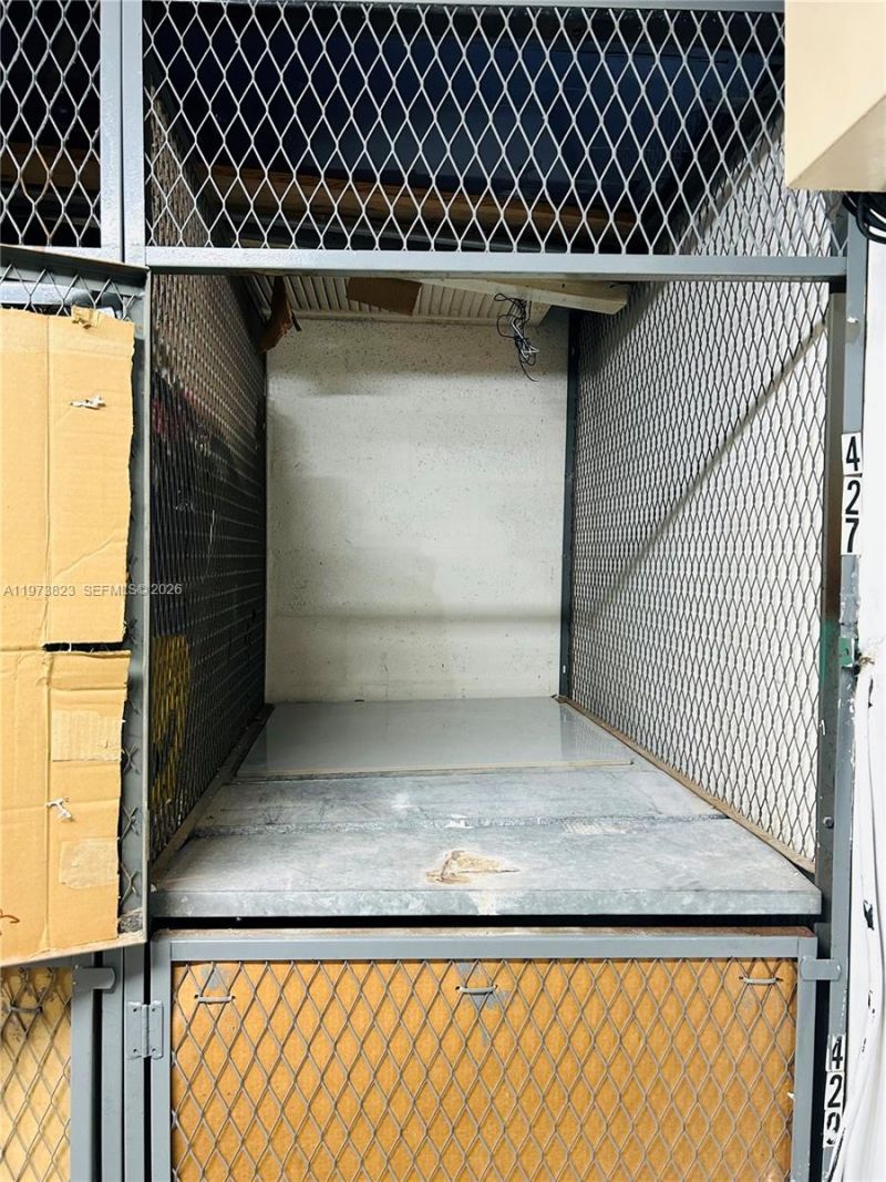 17021 N Bay Rd , Unit 427, Sunny Isles Beach, FL 33160 Photo