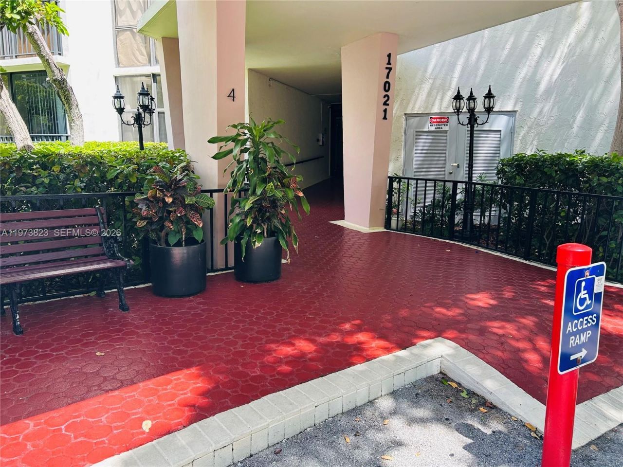 17021 N Bay Rd, Unit 427, Sunny Isles Beach, FL 33160 Photo