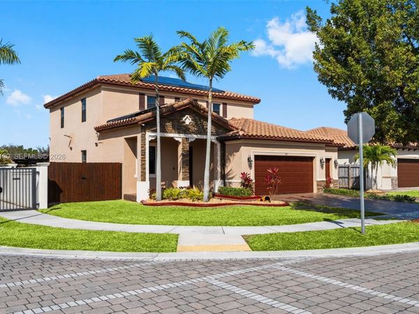 160 SE 23rd Ter, Homestead, FL 33033