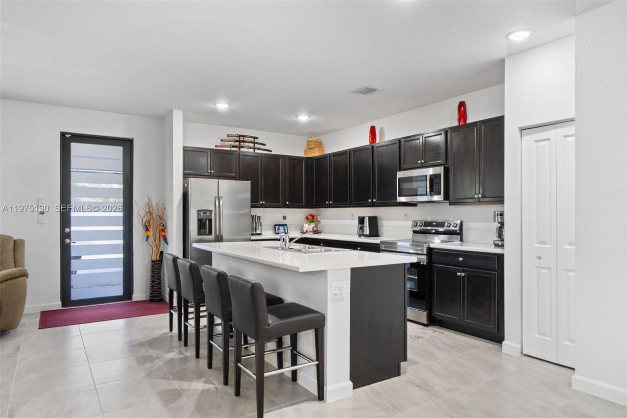 160 SE 23rd Ter, Homestead, FL 33033 Photo