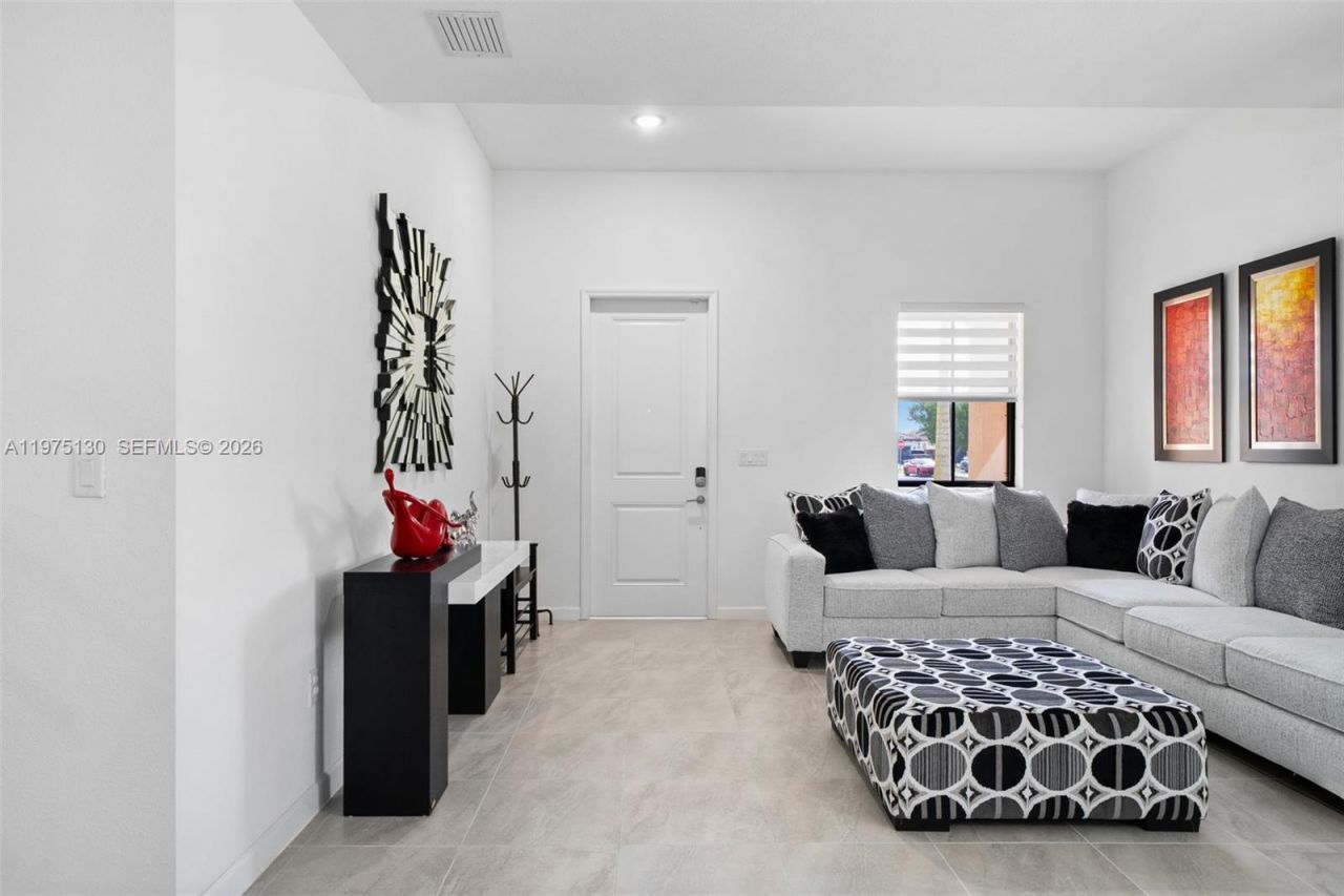 160 SE 23rd Ter, Homestead, FL 33033 Photo