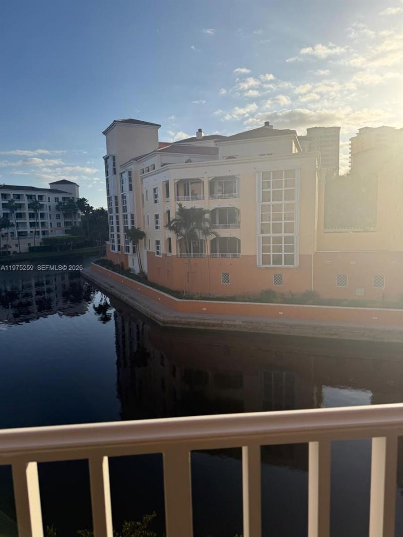 735 Crandon Blvd , Unit 303, Key Biscayne, FL 33149 Photo